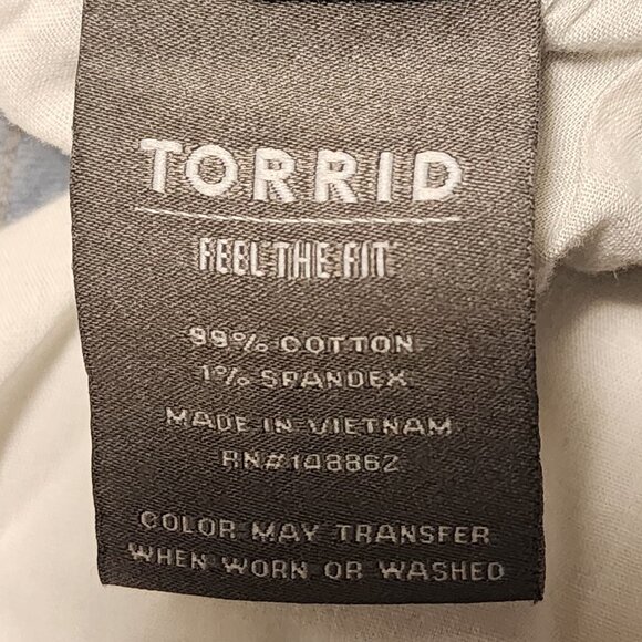 Torrid Light Wash Distressed Vintage Stretch Mid Rise Boyfriend Jeans - Picture 6 of 6